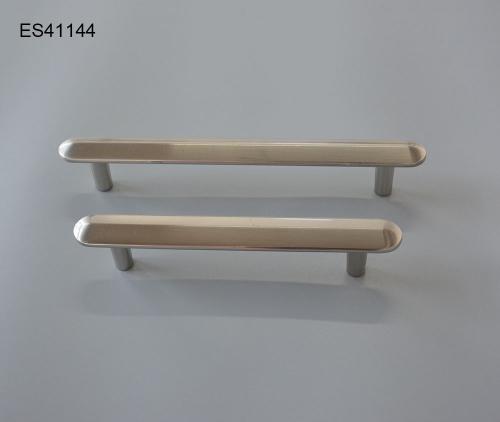 Zamak Furniture and Cabinet handle  ES41144