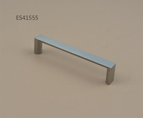Zamak Furniture and Cabinet handle  ES41555
