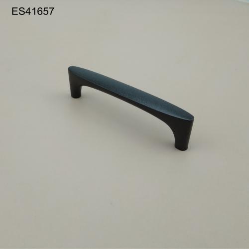 Zamak Furniture and Cabinet handle  ES41657