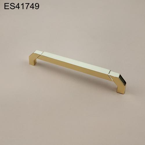 Zamak Furniture and Cabinet handle  ES41749