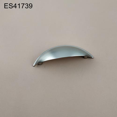 Zamak Furniture and Cabinet handle  ES41739