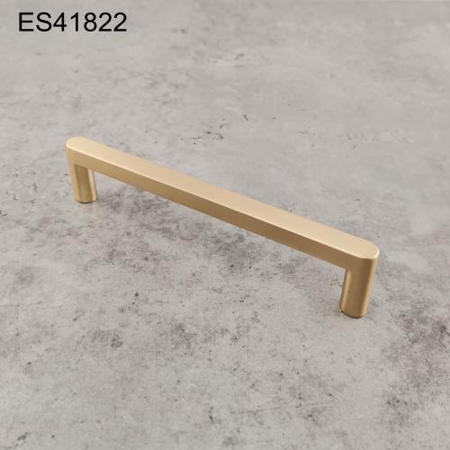 Zamak Furniture and Cabinet handle  ES41822